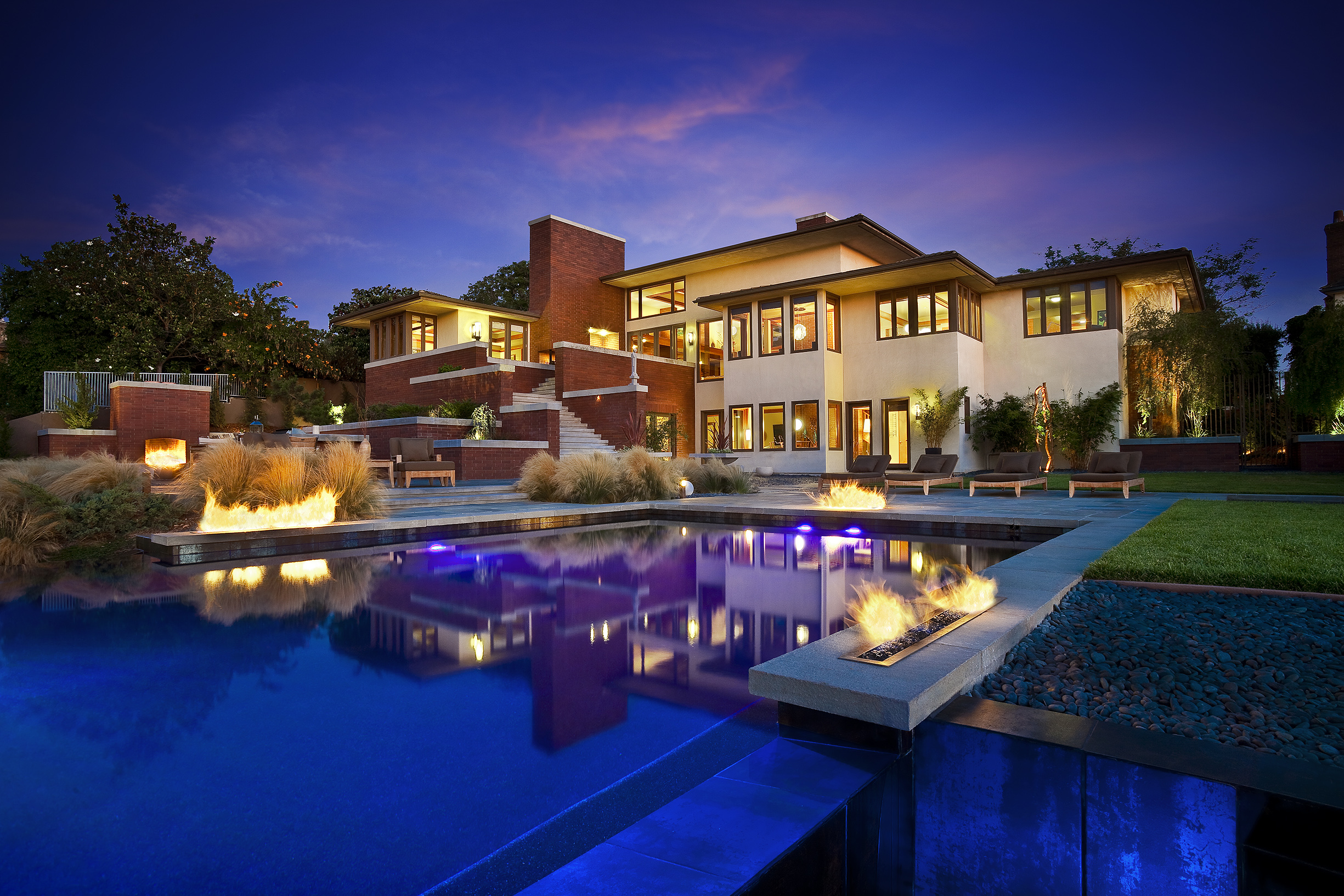 NELIE GALE RANCH RESIDENCE